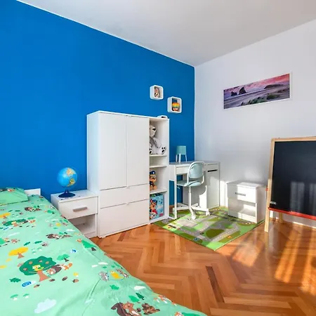 Niksa Apartment Pula