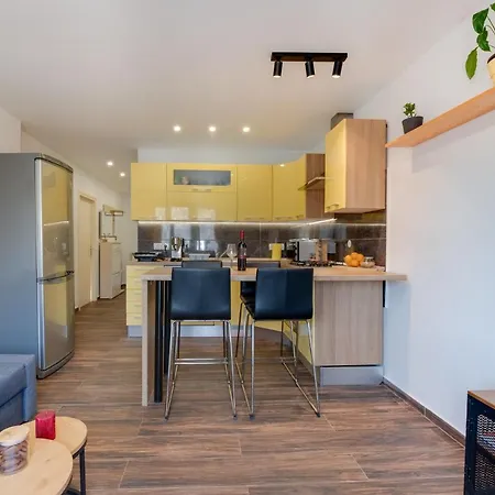Niksa Apartment *